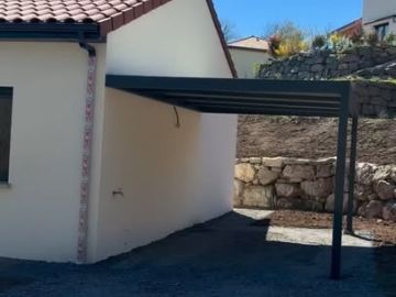 🏡 Nouvelle réalisation signée Raymond Raynal

Découvrez en images cette maison récemment livrée :
une pièce de vie lumineuse et bien exposée ☀️,
une salle...